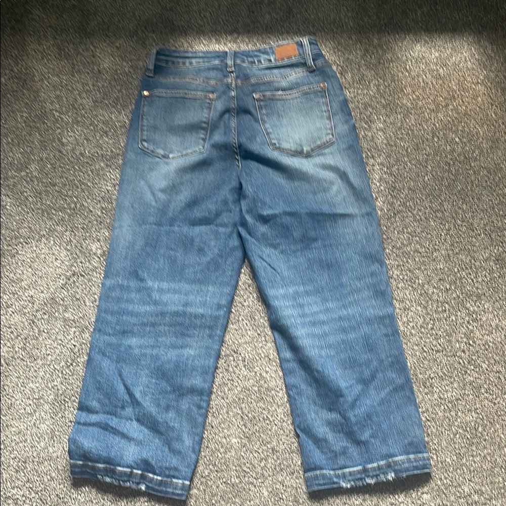 Judy Blue Ankle Cropped Blue Jeans - Picture 2 of 3